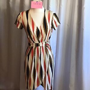 BANANA REPUBLIC dress in XS in wrap style